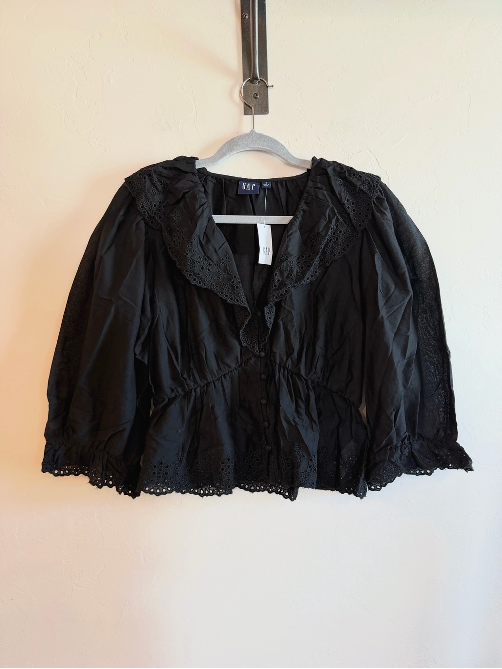 GAP Ruffle Collar V-Neck Top